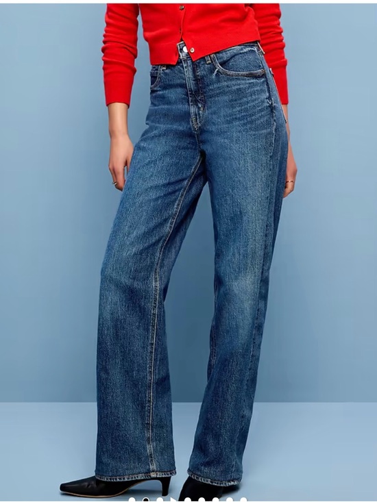 Old Navy Denim - Old Navy Women's Straight-Leg Jeans in Medium Blue Wash
